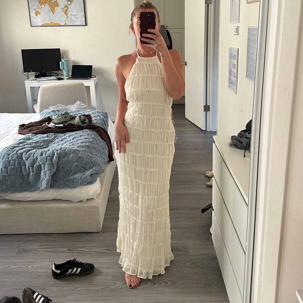 Caroline | Texturiertes Halterneck-Maxikleid
