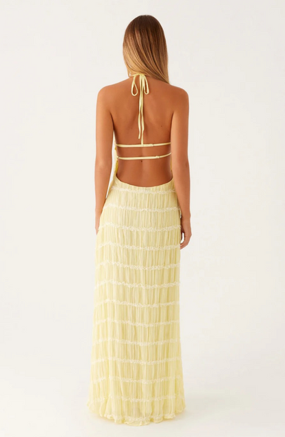 Caroline | Texturiertes Halterneck-Maxikleid