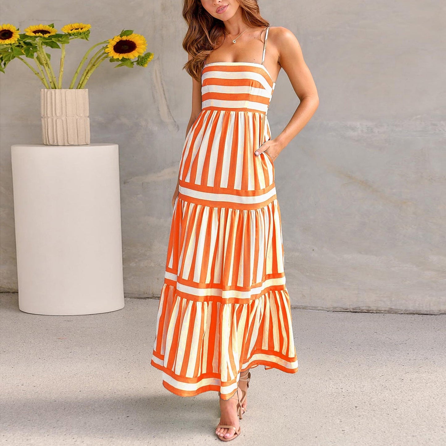 Marisol | Gestreiftes Maxikleid mit Trägern und Taschen